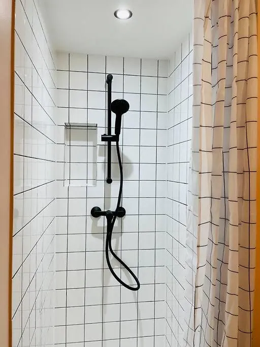 דירות Warm And Cosy Loft In Paris With A Private Outdoor