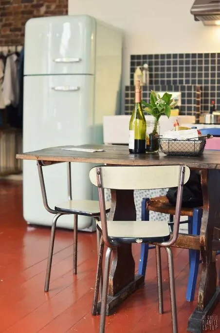 דירות Warm And Cosy Loft In Paris With A Private Outdoor 0*,  צרפת